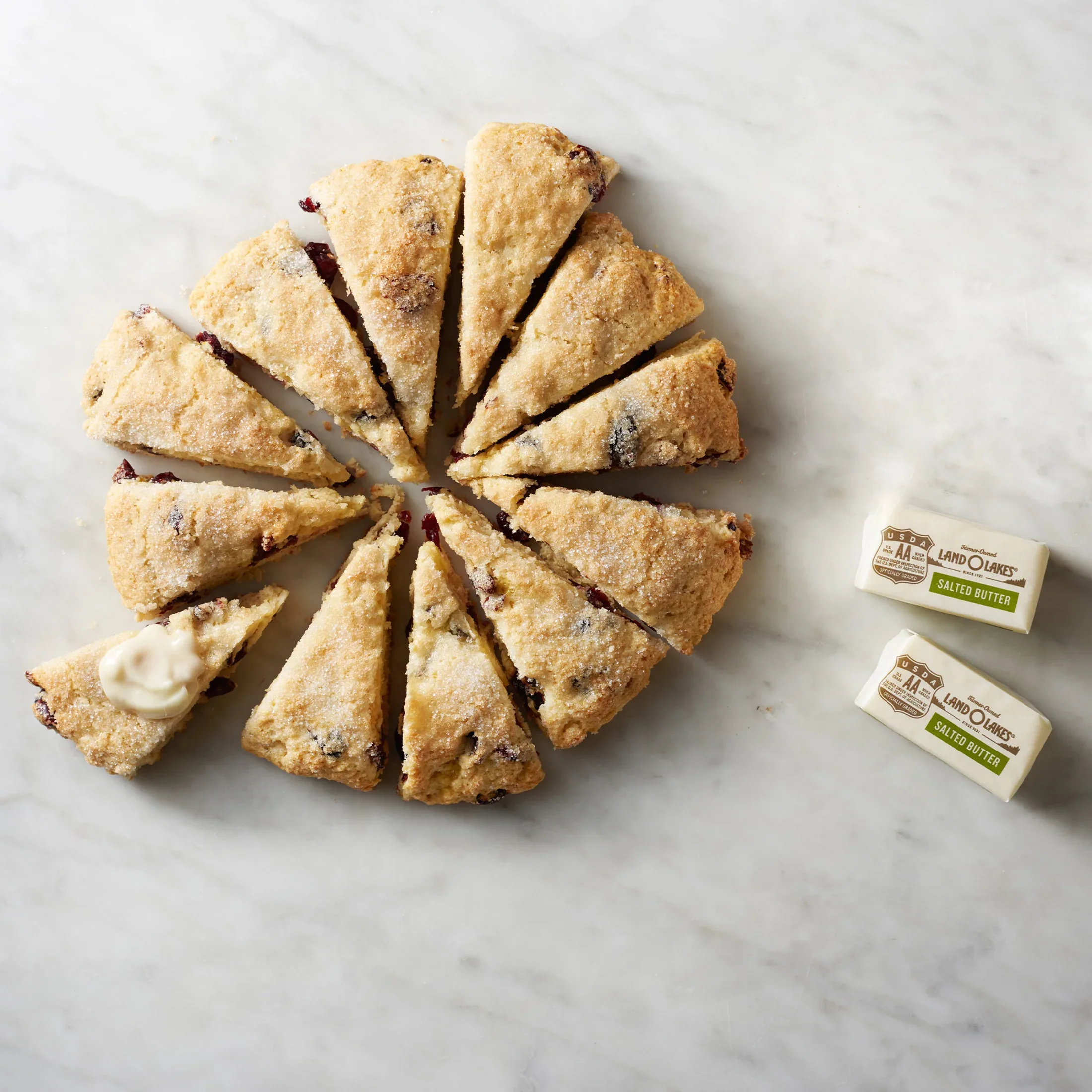 Land O Lakes Salted Butter in Half Sticks, 8 Half Sticks, 1 lb Pack - Image 5