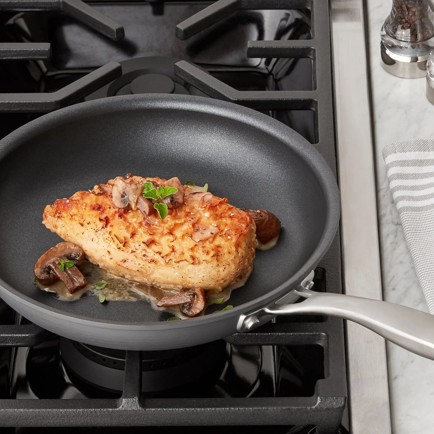 Member's Mark 15-Piece Hard Anodized Nonstick Aluminum Cookware Set - Image 21