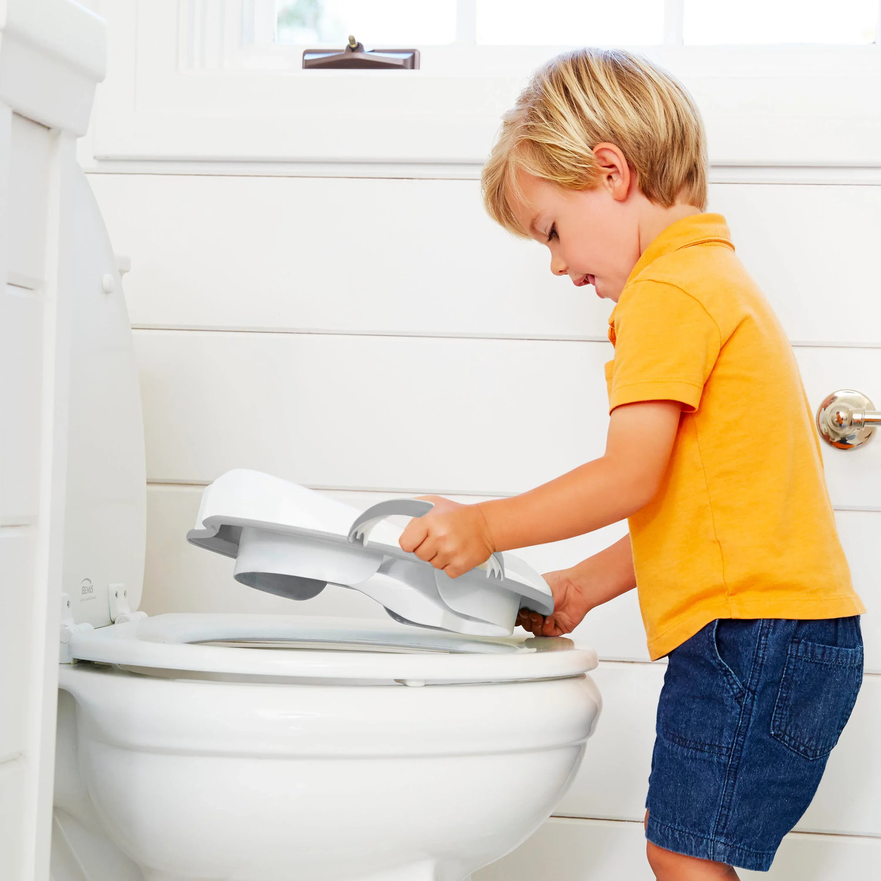 Munchkin® Sturdy™ Toddler Potty Seat, Built-in Handles, Gray, Unisex - Image 5