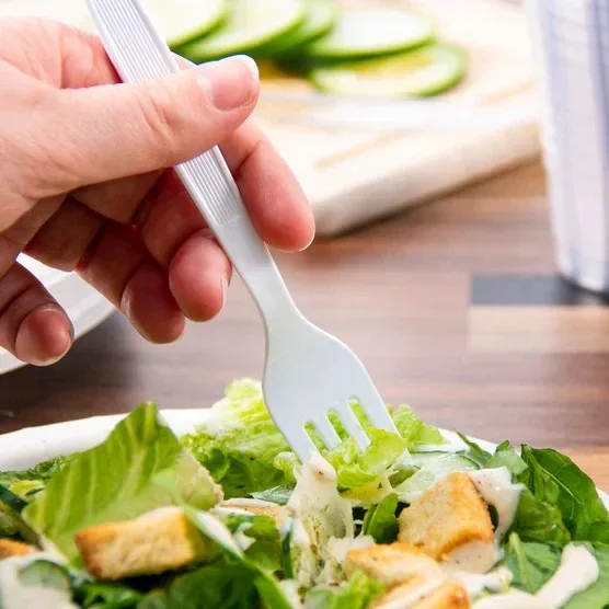 Solo Heavyweight Plastic Fork, White, 500-count - Image 3