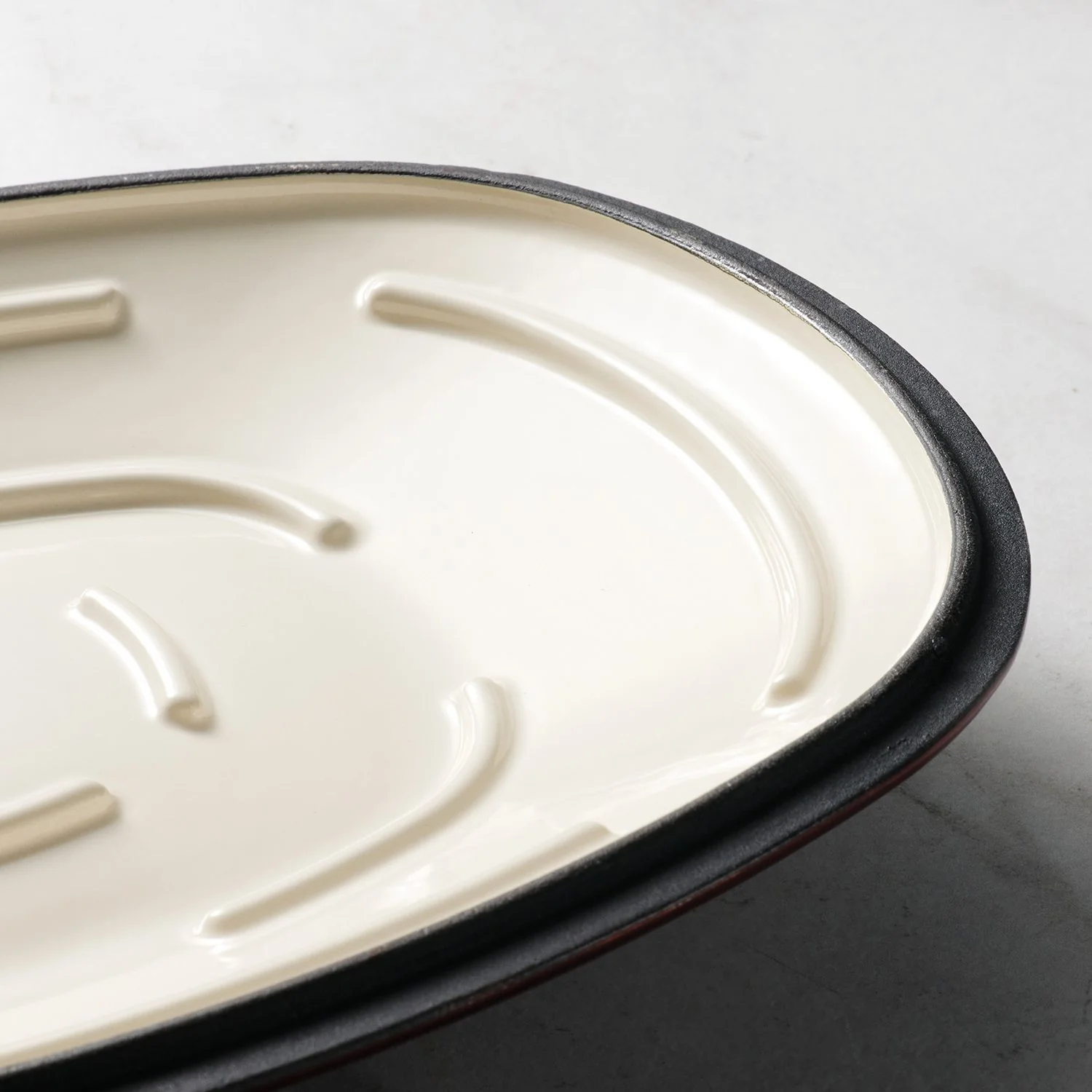 Tramontina 7-Quart Enameled Cast Iron Dutch Oven, Choose Color - Image 30